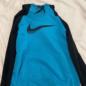 Nike Long Sleeve Therma Fit Hoodie